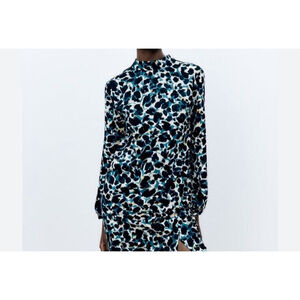 ZARA animal print black blue large top blouse shirt long sleeves button closure